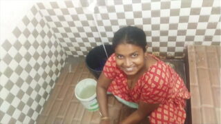 Dehati Horny Couple Chodai Sex In The Bathroom Video