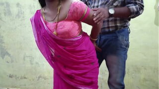 Desi Sexi Video Hindi - Desi Sexy xxx Bhabhi Plays Sex Video