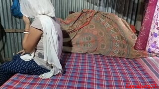 Indian Punjabi Mushlim Housewife Oral Sex by Village Boy in home Video