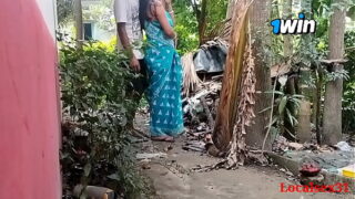Tamil Maid Clining Home Garden Owner Come The Fucks Pussy Video